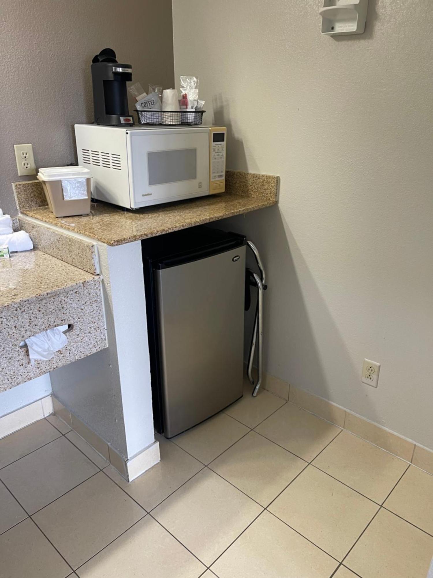 Travelodge By Wyndham Tucson Az 2*